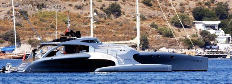 <p>Marden, eşi ve arkadaşları, zodyak bot ile Bodrum koylarını gezerken, yata Bodrum Gıda Çarşısı'ndan 84 bin dolarlık gıda takviyesi yapıldığı öğrenildi.</p>
