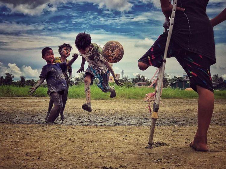 <p>Zarni Myo Win (Yılın Fotoğrafçısı Üçüncülük Ödülü)<br />
<br />
Yer: Yangon, Myanmar - iPhone 7 Plus ile çekildi<br />
 </p>
