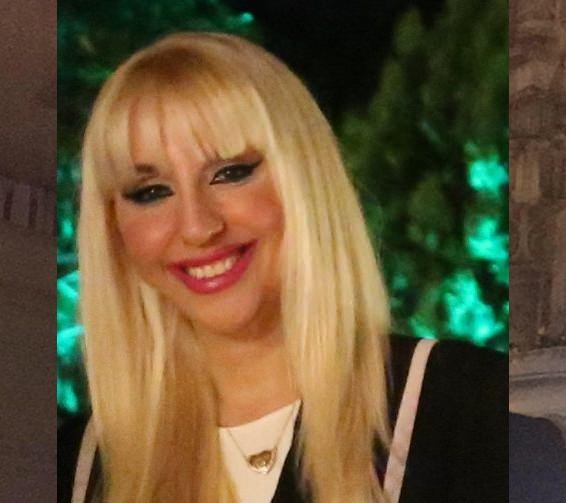 <p>Banu ŞENER</p>

<p> </p>

<p>Kod adı: Banu Şu. Zeynep Şener'in kızkardeşidir. Örgüte ait grup evlerinden birinde kalır. Ablası tarafından Adnan Oktar ile çok küçük yaşta cinsel ilişkiye sokulmuştur.A9 Video ve belgesellerini yapmakla ilgilenir. Örgütün nöbet adı verilen Kandillideki merkeze nöbete gider günlük işlerin yapılmasını takip eder.</p>
