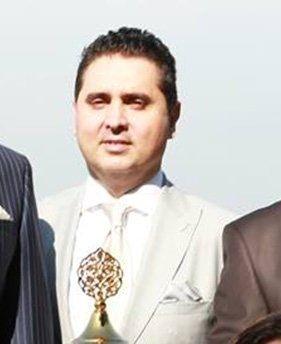 <p>Ufuk SARAL</p>
<p>Halil Hilmi Müftüoğlu'ndan aldığı talimatlarla örgütün hukuk faaliyetlerine destek verir.</p>
