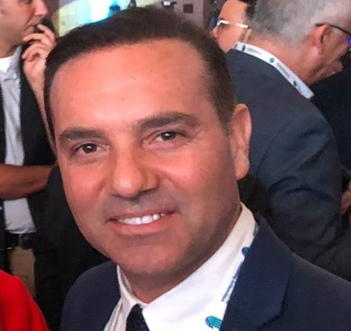 <p>Muhammet Cihat GÜNDOĞDU</p>
<p>Kod Adı : Cehdi. Örgütün yurt dışı lobi faaliyetlerini yönetmekdir. Adnan Oktar ile aynı evinde kalmaktadır. Aynı zamanda örgütün sağlık konularının yönetcisidir. Örgütün yöneticilerindendir. Silahlıdır.</p>