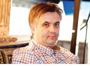 <p>Edip Selim HAZİNECİ</p>

<p>Kod Adı :Sellami. Silahlı örgüt üyesidir. Ticari faaliyetlerinden elde ettiği gelirleri örgüte aktarır. Ataköy'deki örgüt evinde ikamet eder.</p>
