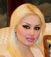 <p>Ayşe AKKAŞ</p>

<p>Gerçek Adı: Nadya olan bu kişi rus kökenlidir. Tahsin Akkaş ile sahte evliliği vardır. A9 tv canlı yayınların katılır. Yayına gelen rus mankenler çevirmenlik yapar onları Adnan Oktar'a sunar hazırlar. Örgüt'ün lüks evlerinde bu kızlarla vakit geçirir onlar örgüte ısındırma işlerini yapar. Örgütün nöbet adı verilen Kandillideki merkeze nöbete gider günlük işlerin yapılmasını takip eder.</p>
