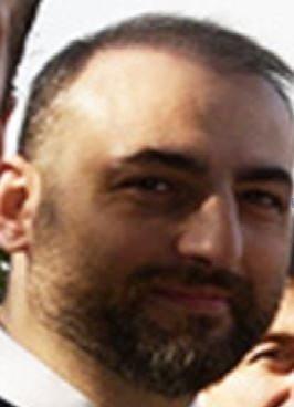 <p>Kemal AYAZ</p>
<p>Kod adı: Kata Kemal. Örgütün internet işleri ile ilgilenir. Göksu evlerindeki A9 stüdyosunda video ve teknik konulardan sorumludur. Örgütün hacker faaliyetlerini yönetir ve bacıların bilgisayarlarını takip programı ile takip eder. sosyal medya hesaplarını kırar. Yönetici kardeştir.</p>