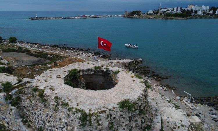 <p>Kentin sahip olduğu mavi bayraklı sahilleriyle deniz turizmi için de iddialı olduğunu kaydeden Sabri Tari, kentin pek bilinmeyen bu yönünün tanıtımını yapmak, bu potansiyeli harekete geçirmek için tanıtım atağına geçtiklerini ifade etti.</p>