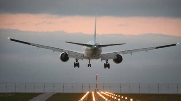 <p>90 saniye kuralı: U&ccedil;akta acil durum anında kurallar gereği u&ccedil;ağın 90 saniye i&ccedil;inde yolcu kapasitesi ne olursa olsun tahliye edilmesi şarttır.</p>
