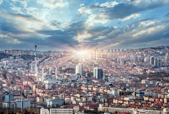 <p><strong>Şehir:</strong> Antalya <br />
<br />
<strong>Yabancı sayısı:</strong> 57 bin 423<br />
<br />
<strong>Şehir:</strong> Ankara <br />
<br />
<strong>Yabancı sayısı:</strong> 84 bin 472</p>