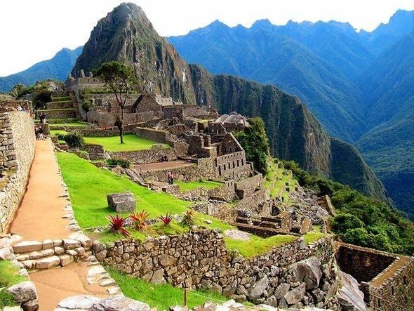<p><strong>7.Machu Picchu</strong><br />
<br />
Bulunduğu yer: Cusco B&ouml;lgesi, Peru</p>

