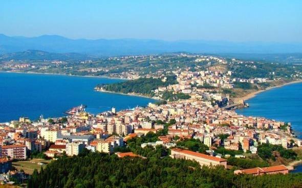 <p><strong>Şehir:</strong> Gümüşhane <br />
<br />
<strong>Yabancı sayısı:</strong> bin 833<br />
<br />
<strong>Şehir:</strong> Sinop <br />
<br />
<strong>Yabancı sayısı:</strong> 2 bin 122</p>