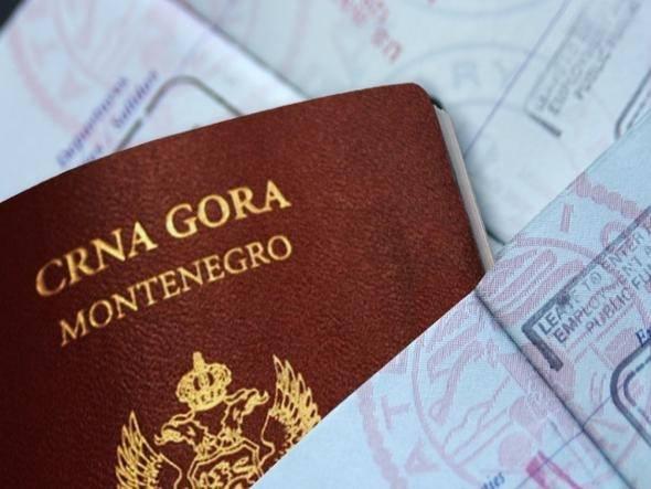 <p>Avrupa'nın incisi Karadağ'ın pasaportuna sahip olmak ve Avrupa vatandaşı olmak isteyenlerin tek bir şeyi yapması gerekiyor!</p>
