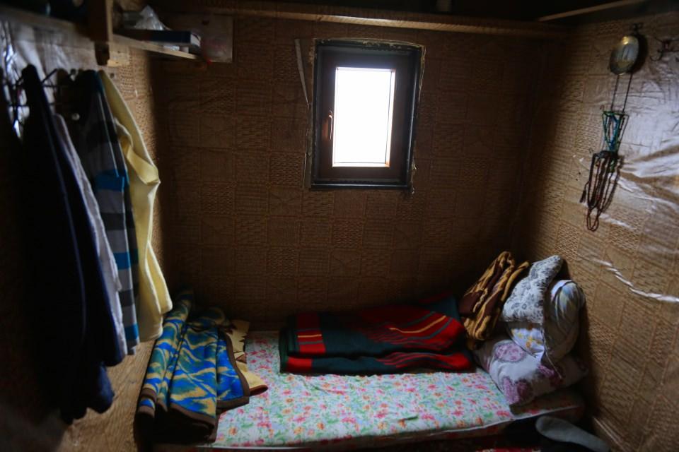 <p>Ziyaret için İstanbul'dan Bayburt'a oradan da bölgeye geldiklerini ve karşılaştıkları manzaranın tarifinin mümkün olmadığını dile getiren Nergis, "Bayburt Kültür ve Yardım Derneği Kadın Kolları olarak buraya geldik. İnanılmaz bir görüntü ve duyguydu. Bunu anlatmak için yaşamak gerekiyor, çok güzeldi. Ben bütün arkadaşlarıma buraya çıktıkları için de teşekkür ediyorum. Herkesin gelmesini tavsiye ederim, gerçekten çok güzel bir yer." dedi.</p>
<p> </p>