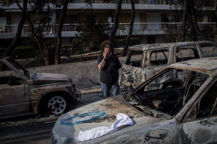 <p>Yunan hükümeti ise, tepkileri yatıştırmak için destek paketi açıkladı.</p>
