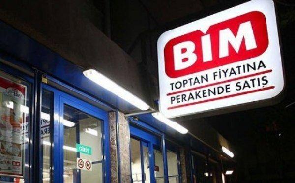 <p><strong>BİM</strong></p>
<p><strong>6- Firma Adı: Bim Birleşik Mağazalar</strong></p>
<p><strong>2017 Sırası:</strong> 6</p>
<p><strong>2016 Sırası: </strong>5</p>
<p><strong>Ciro (TL):</strong> 24.779.408.000</p>
<p><strong>Çalışan Sayısı:</strong> 42.378</p>
<p><strong>Sektör: </strong>Perakende</p>
<p><strong>İl: </strong>İstanbul</p>