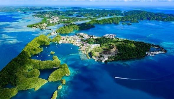 <p>Palau<br />
<br />
30 gün vizesiz.</p>