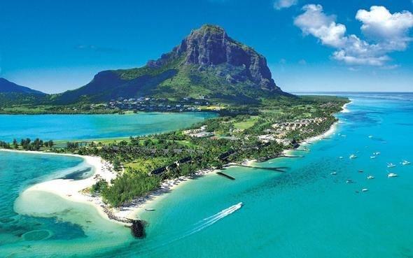 <p>Mauritus<br />
<br />
180 günde 90 günü aşmayacak şekilde vizesiz.</p>