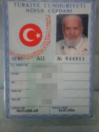 <p>T.C. Kimlik Kartı, kamu kurum ve kuruluşlarında uzaktan (elektronik) sağlanan hizmetlerin kullanımı sırasında, vatandaşlar için kişisel kimlik doğrulama amacıyla kullanılacaktır.</p>
<p> </p>