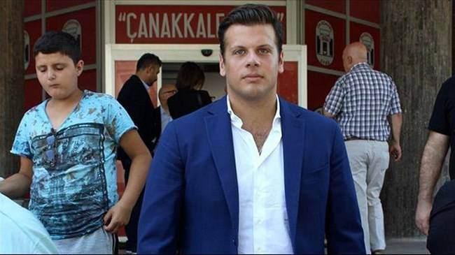 <p>İsim: Mehmet Önen<br />
<br />
Şirketi: Dardanel Önentaş Genel Müdürü<br />
<br />
2017 Sırası: 21<br />
<br />
2016 Sırası: Listeye Yeni Eklendi<br />
<br />
Yaş: 27 <br />
<br />
Ciro (Milyon TL): 250</p>
