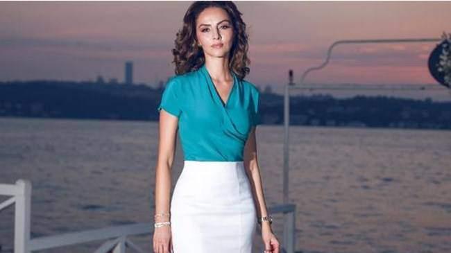 <p>İsim: Harika Güral <br />
<br />
Şirketi: Güral Porselen CEO'su<br />
<br />
2017 Sırası: 12 <br />
<br />
2016 Sırası: 24<br />
<br />
Yaş: 38 <br />
<br />
Ciro (Milyon TL): 500</p>