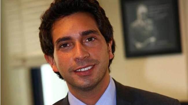 <p>İsim:Burak Kızılhan <br />
<br />
Şirketi: AE Arma Elektropanç CEO'su<br />
<br />
2017 Sırası: 7<br />
<br />
2016 Sırası: Listeye Yeni Eklendi <br />
<br />
Yaş: 34 <br />
<br />
Ciro (Milyon TL): 1.342</p>