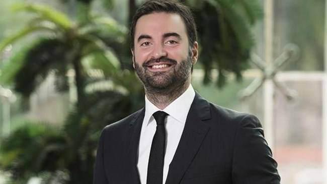 <p>İsim: Enes Çizmeci<br />
<br />
Şirketi: Hayat Kimya Genel Müdürü<br />
<br />
2017 Sırası: 2<br />
<br />
2016 Sırası: Listeye Yeni Eklendi<br />
<br />
Yaş: 37 <br />
<br />
Ciro (Milyon TL): 3.050</p>
