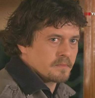 <p>Mete Horozoğlu'nu Öyle Bir Geçer Zaman ki dizisinde 60'ların Yeşilçam filmlerinden fırlamış jönler gibi izliyorsunuz</p>

<p> </p>
