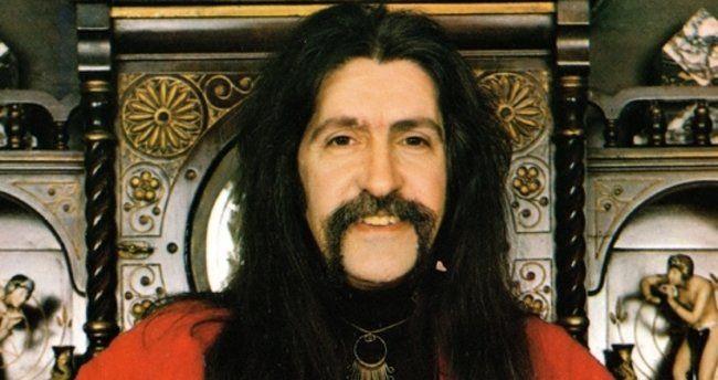 <p><strong>BARIŞ MANÇO</strong> / TOSUN YUSUF MEHMET BARIŞ MANÇO</p>