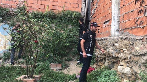 <p>Operasyonel faaliyetlerinin yanı sıra sokak sokak uyuşturucuyla da mücadele edecek olan timlerin görünürlüğü artırılarak bu sayede suç oranları azaltılması hedeflendi. </p>