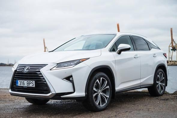 <p>Marka: LEXUS</p>
<p>2018 Ocak-Temmuz: 36 </p>
<p>2017 Ocak-Temmuz: 50 </p>
<p>Yüzde Değişim: -28,0 </p>
<p>Fark (Adet): -14 </p>