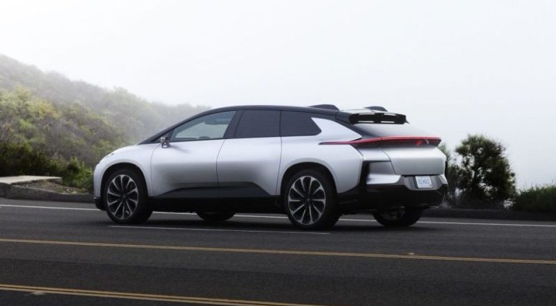 <p>Bir başka Amerikan girişimi olan Faraday Future para toplamakta zorlansa da elektrikli SUV aracı FF 91 modelinin ilk önüretimini tamamladı.</p>
<p> </p>
