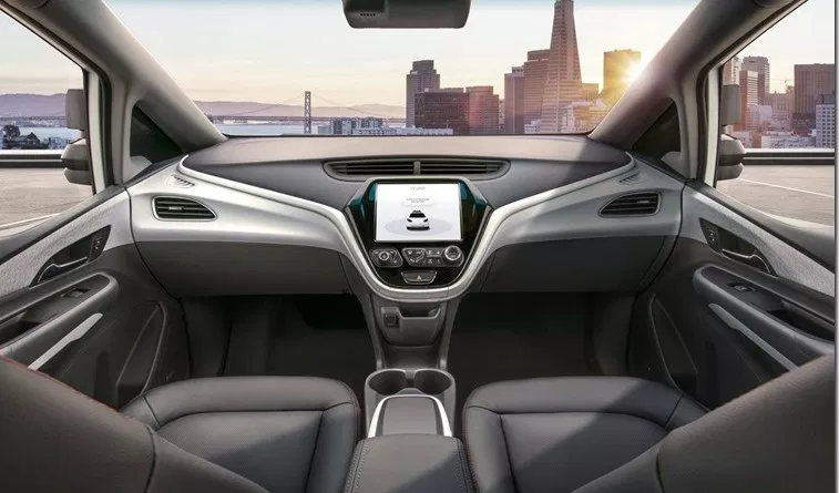 <p>2019 yılında kendi sürücüsüz paylaşım platformunu kuracak olan General Motors bu doğrultuda otonom aracı için de çalışıyor.</p>

<p> </p>
