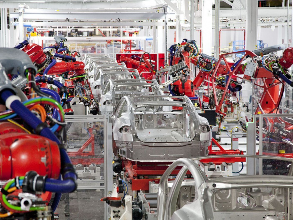 <p>Musk, pick-up aracın akıllara zarar bir torka sahip bir dört çeker olacağını belirtti ve yüke göre ayarlanacak süspansiyon sözü verdi. Tesla pick-up ayrıca 360 derece kamera, sonar ile gelecek ve kendi kendine paralel park da yapabilecek.</p>

<p> </p>

<ul>
</ul>

<ul>
</ul>
