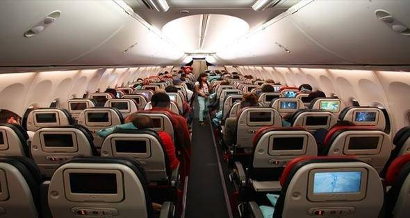 <p>Belki sık sık, belki ara sıra u&ccedil;aklarla uzun yolculuklar yapıyoruz. Peki ama u&ccedil;akların b&uuml;y&uuml;k sırlarından haberiniz var mı? İşte u&ccedil;aklarla ilgili &ccedil;ok az insanın bildiği ve &ouml;ğrenildiğinde 'yok artık' dedirten o ger&ccedil;ekler...</p>
