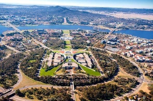 <p>14- Canberra, Avustralya</p>
<p> </p>