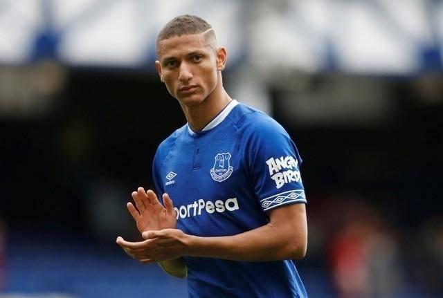 <p>AVRUPA'DA EN PAHALI TRANSFERLER</p>

<p>15- Richarlison</p>

<p>Watford --> Everton<br />
Boservis bedeli: 39 milyon euro</p>
