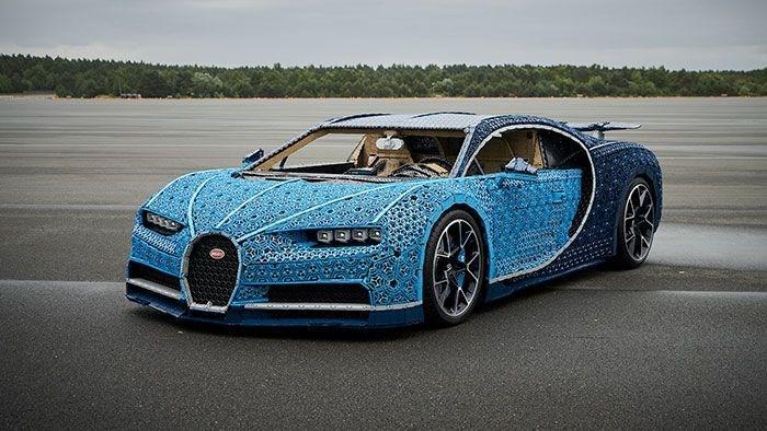 <p>Danimarkalı şirket bu çalışma için 1 milyondan fazla LEGO Technic parçasını bir araya getirdi.</p>