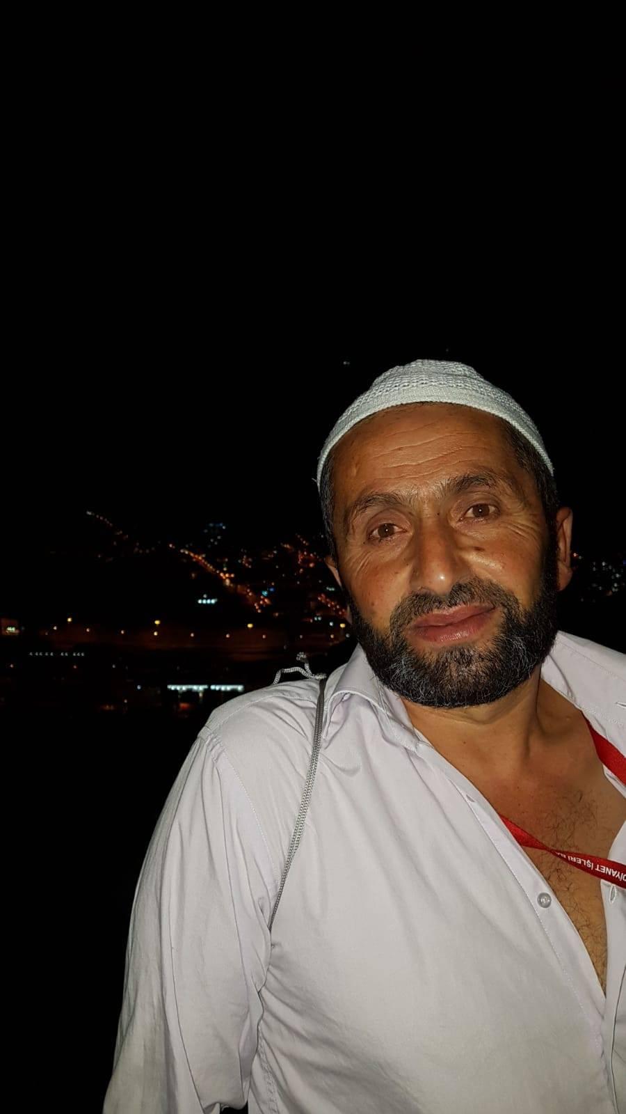 <p>Yolculuklarının iyi geçtiğini, Diyanet İşleri Başkanlığının kendilerine yardım ettiğini aktaran Kol, zorluk çekmeden ibadetini yerine getirdiğini söyledi.</p>

<p> </p>
