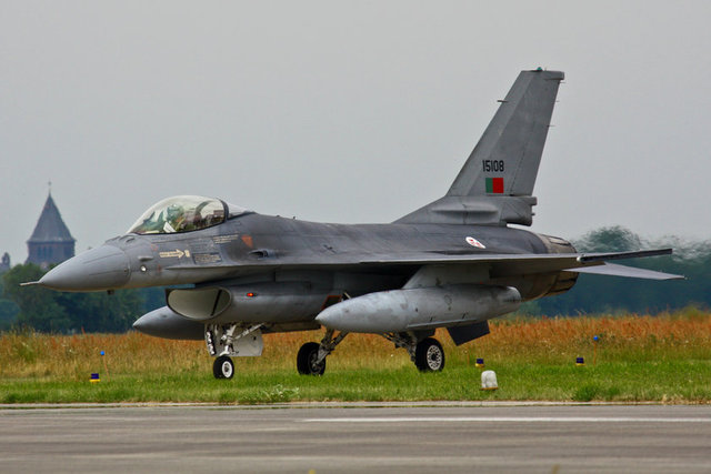 <p>PORTEKİZ - 24 SAVAŞ UÇAĞI</p>
<p>24 X F-16A </p>
