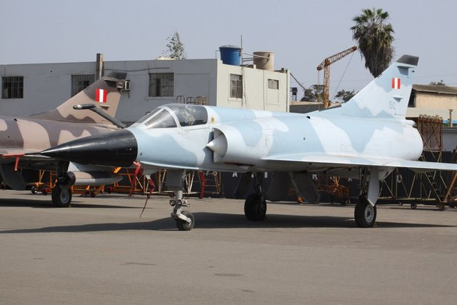 <p>PERU - 70 SAVAŞ UÇAĞI</p>

<p>24 X A-37 </p>

<p>19 X MiG-29 </p>

<p>9 X Mirage 2000P </p>

<p>18 X Su-25 </p>
