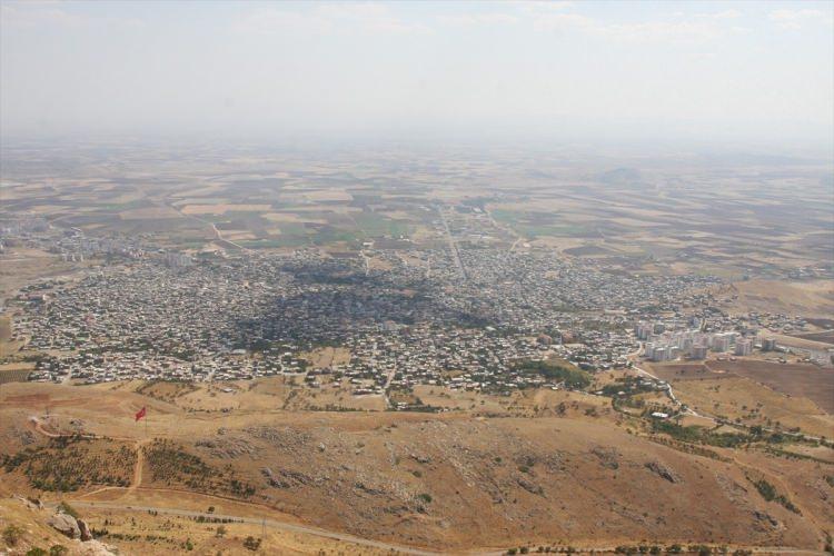 <p>Eyy&uuml;p &Ccedil;i&ccedil;ek de uzun s&uuml;redir doğalgazın il&ccedil;eye gelmesini beklediklerini belirterek, bu &ccedil;alışmanın ger&ccedil;ekleşmesinde emeği ge&ccedil;enlere teşekk&uuml;r etti.</p>
