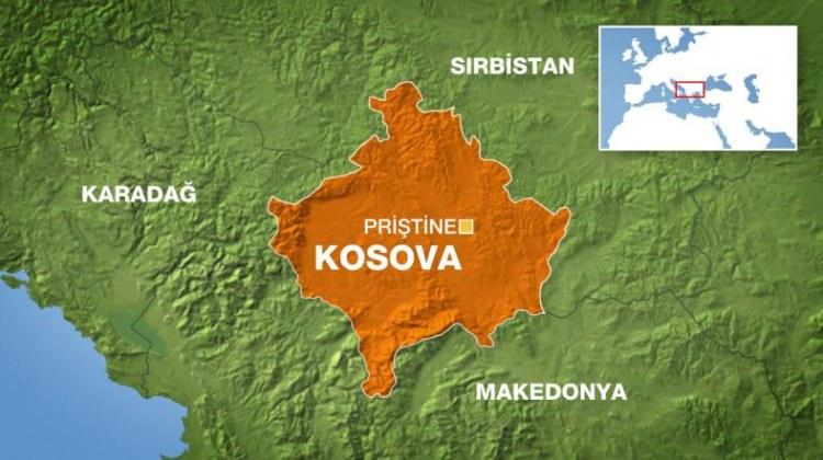<p><strong>KOSOVA </strong><br />
Avrupa’nın yeni ve küçük ülkelerinden Kosova da Türk kültürü izleri taşıyan bir ülke… Başkent Priştine ve eski Osmanlı konaklarıyla ünlü Prizren şehirleri Türk izleri taşıyan kentleri.</p>