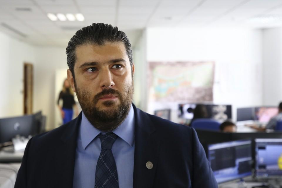 <p>yaklaşamayacakları </p>
