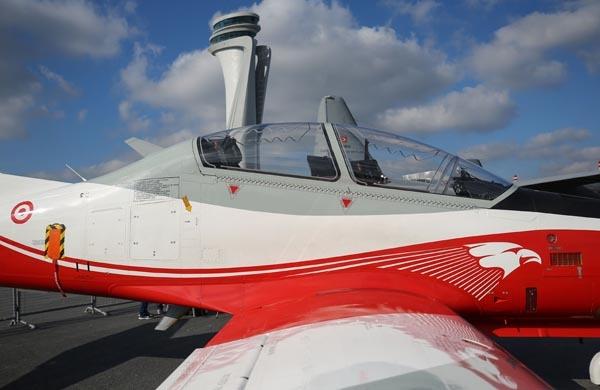 <p>Gelinen noktada H&uuml;rkuş'un kasım ayında Hava Kuvvetleri'ne teslim edilmesi planlanıyor. İlk u&ccedil;ak teslim edildikten sonra Hava Kuvvetleri pilotları tarafından kullanılacak ve &ccedil;eşitli değerlendirmelere tabi tutulacak. 3 ay olarak &ouml;ng&ouml;r&uuml;len bu s&uuml;rede, komutanlık ve TUSAŞ'ın iş birliğinde u&ccedil;ağa ilişkin geliştirmeler nihayetlendirilecek.</p>
