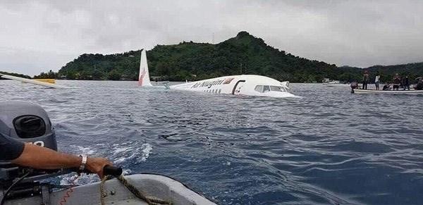 <p>Uçağın rotası, Papua Yeni Gine'nin başkenti Port Moresby'ydi.</p>

<p> </p>
