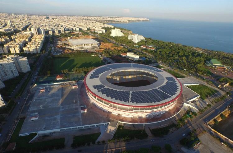 <p>ANTALYA STADYUMU (Kapasite: 43.616)<br />
<br />
(Yenilenecek)</p>
