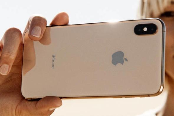 <p><strong>Polonya </strong></p>
<p>iPhone XS (64 GB): 1352 dolar</p>