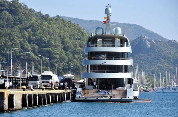 <p>Yatta, 1'i özel olmak üzere toplamda 12 kişinin konaklayacağı 6 kamara yer alıyor.</p>
<p> </p>