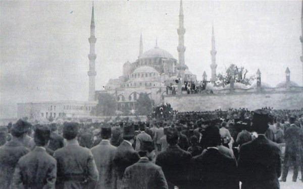 <p>Sultanahmet, 23 Mayıs 1919</p>