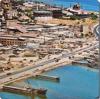 <p>1970'ler Kazlıçeşme Kum iskeleleri / Zeytinburnu</p>
<p> </p>