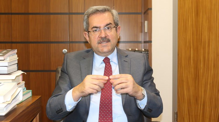 <p>Prof. Dr. Necdet Ünüvar</p>
