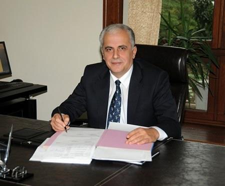 <p>Prof. Dr. Ahmet Cevat Acar</p>
